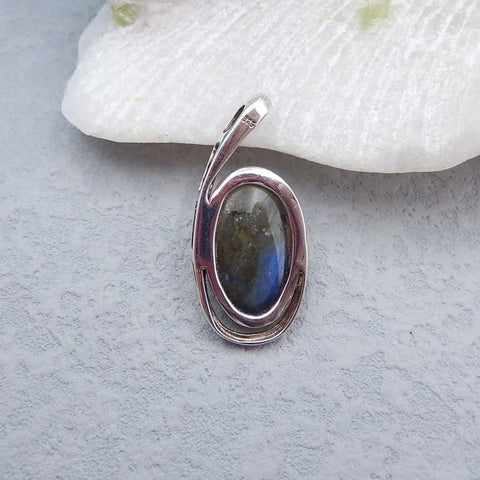 Natural Labradorite Pendant with 925 Silver Accessory 33x15x5mm, 4.6g