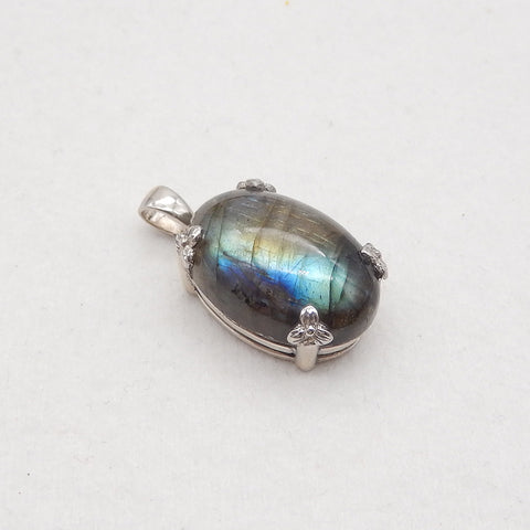 Silver Accessories! Natural Labradorite Gemstone With Silver 925 Pendant, Popular Gemstone Pendant For Necklace, 22x14x10mm, 5g