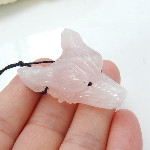 Perle pendentif tête de loup sculptée en quartz rose, 31 x 23 x 13 mm, 8,5 g