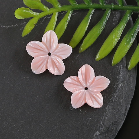 BITEFU 1Pair Carved Natural Pink Shell Flower , Queen Conch Shell Beads, Popular Pink Flower Beads, 1.2g