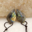 Paire de boucles d'oreilles feuille sculptée en labradorite, 25x14x4 mm, 4,6 g