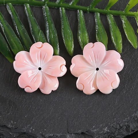 BITEFU 1Pair Carved Natural Pink Shell Flower , Queen Conch Shell Beads, Popular Pink Flower Beads, 2.9g