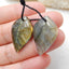 Paire de boucles d'oreilles feuille sculptée en labradorite, 25x14x4 mm, 4,6 g