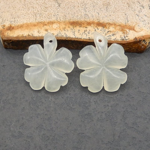 Boucles d'oreilles trèfle à quatre feuilles sculptées à la main 2 pièces en jade néphrite sculpté, 27x24x4mm, 8.5g