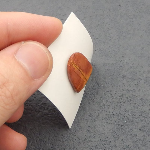 Natural Red Creek Cabochon 18x16x3mm, 2.2g