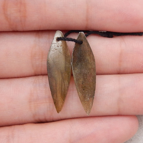 Natural Labradorite Gemstone Leaf Shape Earrings, Gemstone Earring Pair, 27×9×3mm, 2.7g