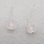 Paire de boucles d'oreilles en quartz rose sculpté, 13 x 10 mm, 3,2 g