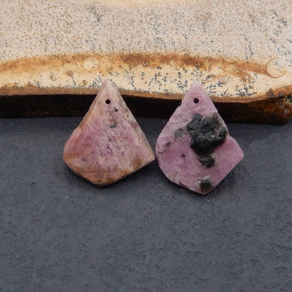 Paire de boucles d'oreilles en rubis naturel, pierre pour la fabrication de boucles d'oreilles, 25x20x5mm, 9.7g