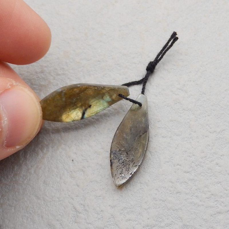 Natural Labradorite Carved leaf Earring Beads 27x10x4mm, 2.6g