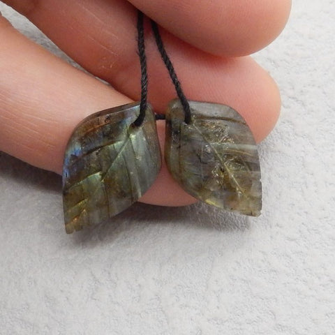 Paire de boucles d'oreilles feuille sculptée en labradorite, 25x14x4 mm, 4,6 g