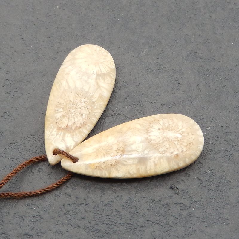 Paire de boucles d'oreilles en pierres précieuses de corail indonésien naturel, 30x15x5 mm, 7,33 g