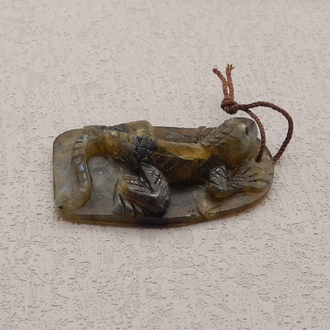 Pendentif unique en lézard labradorite naturel sculpté à la main, 43x26x11mm, 14g