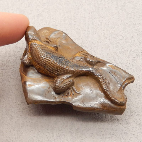 Natural Boulder Opal Carved lizard 68X48X25mm, 57.3g