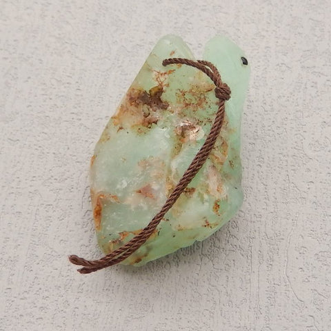 Pendentif lézard sculpté en chrysoprase naturelle, 43x29x20 mm, 21,1 g