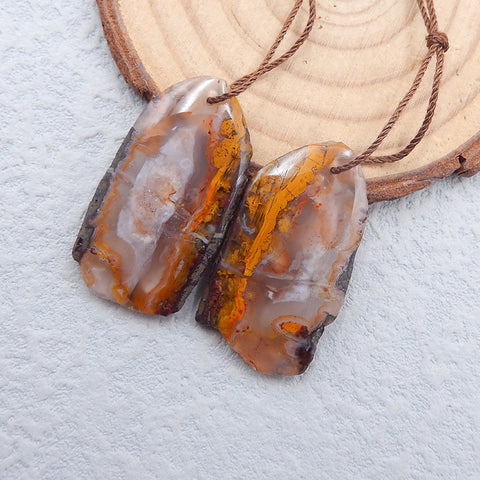 Paire de boucles d'oreilles percées en agate de forme libre rare et naturelle, 35 x 26 x 6 mm, 15,7 g