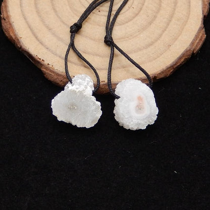 1 paire de boucles d'oreilles Nature White Geode Quartz Druzy Stone pour collier, 20X18X6mm, 7.1g