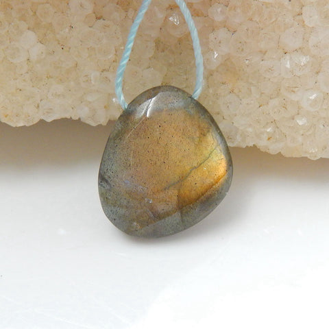 Natural Labradorite Gemstone Pendant Bead, 18x15x6mm, 2.4g - MyGemGarden