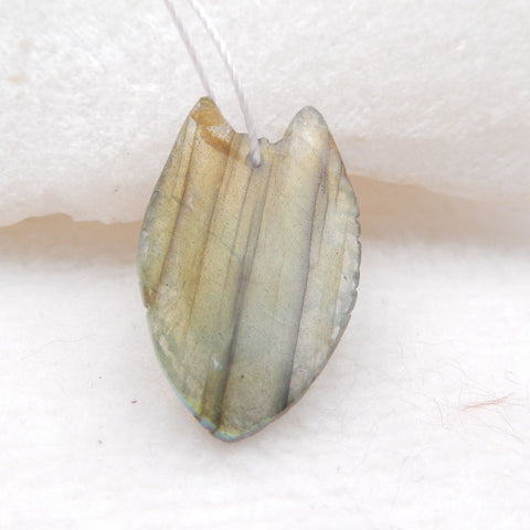 Pendentif en pierre gemme de labradorite tête de loup sculptée, 25X15X6mm, 3.0g