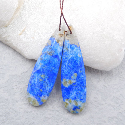 Paire de boucles d'oreilles en pierres précieuses de lapis-lazuli en forme de larme naturelle, 49 x 14 x 5 mm, 12,2 g