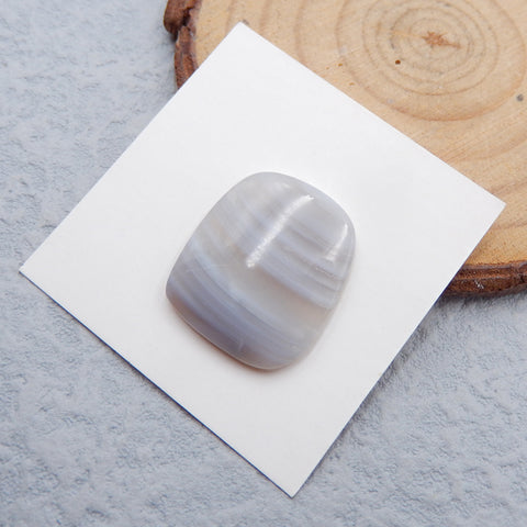 Natural Banded Agate Cabochon 20x17x4mm, 3.0g