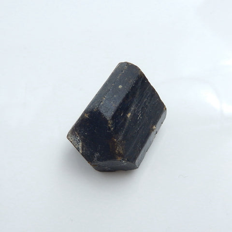 The raw material Black Tourmaline Gemstone Material, 26x20x17mm, 14.1g - MyGemGarden