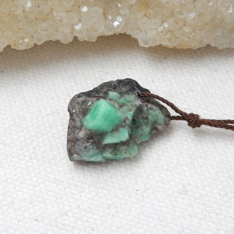 Nugget Emerald Green Drilled Gemstone Pendant Bead, 21x15x11mm, 3.5g - MyGemGarden