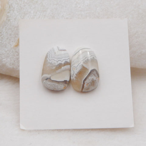 Cabochon en agate de dentelle naturelle, 16 x 10 x 4 mm, 2,7 g.