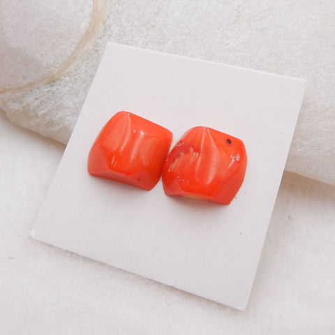 Paire de cabochons de pierres précieuses de corail rouge naturel 14 x 11 x 5 mm, 3,7 g