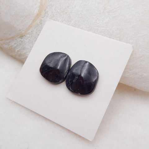 Paire de cabochons en pierres précieuses de sugilite naturelle, 13 x 12 x 3 mm, 2,6 g