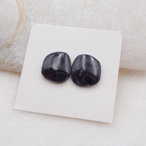 Paire de cabochons en pierres précieuses de sugilite naturelle, 13 x 12 x 3 mm, 2,6 g