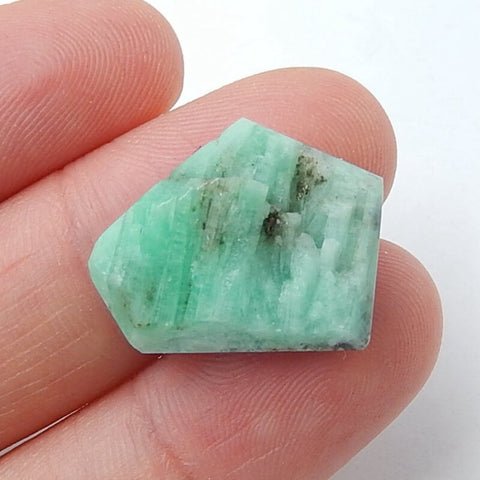 Natural Stone Emerald Green Raw Rough 19x16x8mm, 3.7g - MyGemGarden