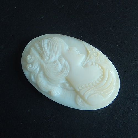 New Design Handcarved Beauty Head Shell Cabochon Bead, 38x24x2mm, 6.31g - MyGemGarden