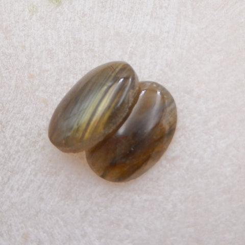 Paire de cabochons en labradorite naturelle 18 x 13 x 4 mm, 3,5 g