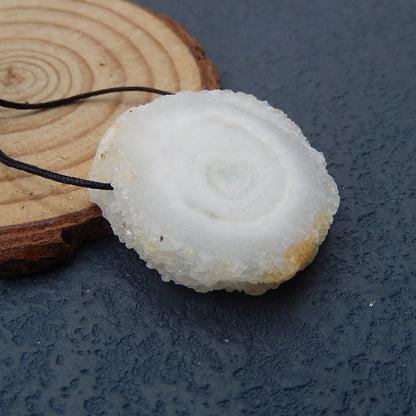 Nature White Geode Quartz Druzy Stone Pendentif pour collier, pierre de guérison, 30 x 30 x 8 mm, 11,5 g