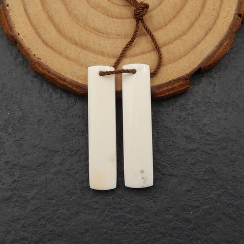 Natural Howlite Earring Beads 30x7x3mm, 4g