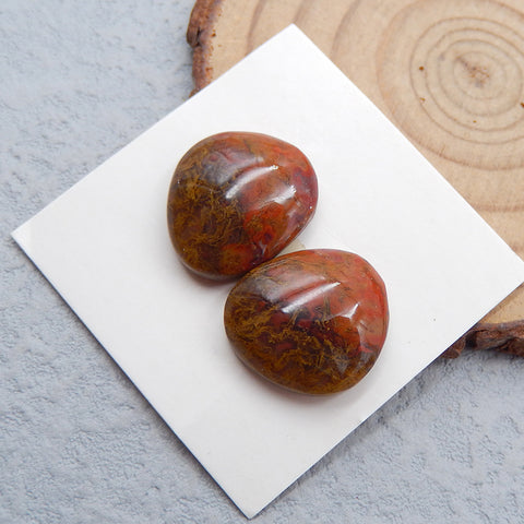 Paire de cabochons en agate rouge des États en guerre naturels, 17 x 15 x 6 mm, 4,7 g