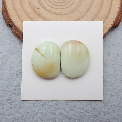 Paire de cabochons en pierres précieuses de chrysoprase naturelle, 18 x 13 x 5 mm, 3,7 g