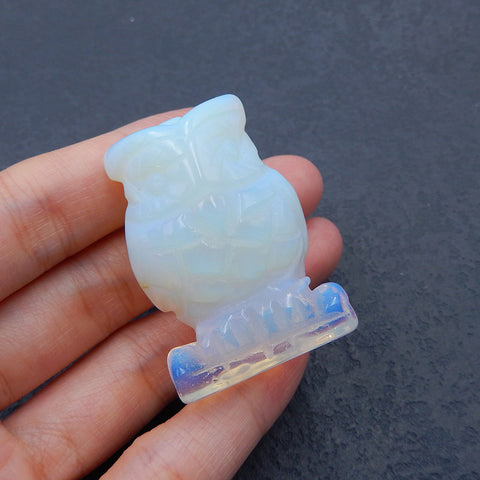 Opalite Carved owl 40x30x20mm, 34g