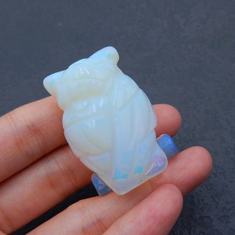 Beau pendentif en opalite sculptée hibou Gemstonne, 40x30x20mm, 34g