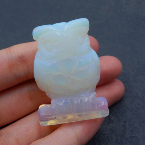 Beau pendentif en opalite sculptée hibou Gemstonne, 40x30x20mm, 34g