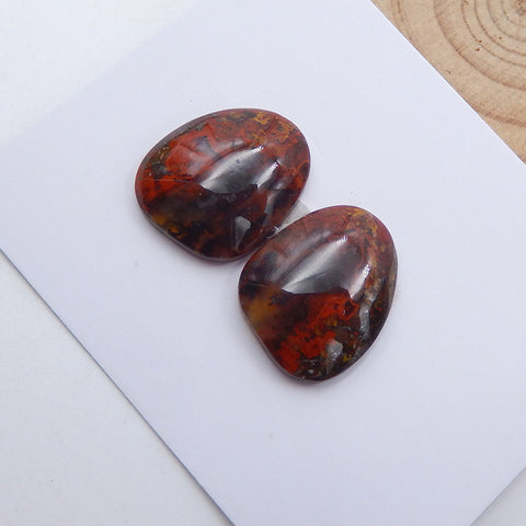 Paire de cabochons en agate rouge des États en guerre naturels, 19 x 17 x 6 mm, 7,3 g