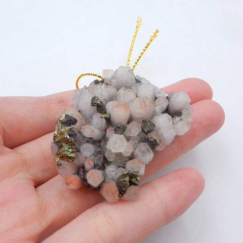 Quartz blanc Drusy avec perle pendentif en pyrite, 55 x 38 x 14 mm, 37 g