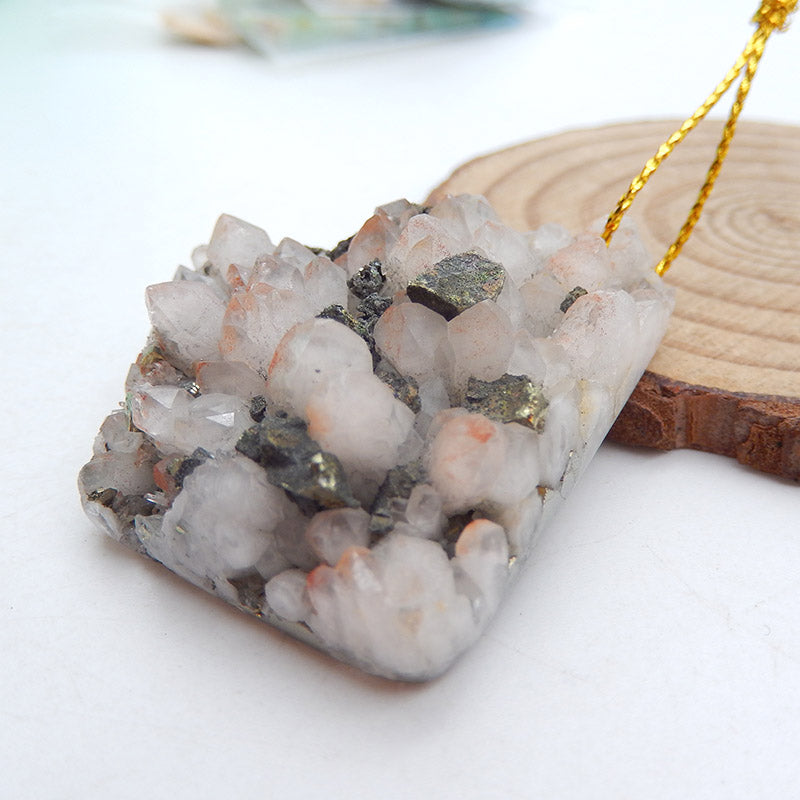 Quartz blanc Drusy avec perle pendentif en pyrite, 45x38x13 mm, 24,9 g