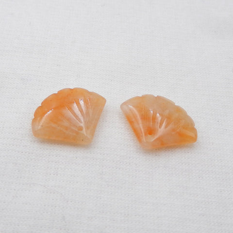 Paire de boucles d'oreilles en pierres précieuses de jade jaune sculpté, 15 x 18 x 4 mm, 3 g