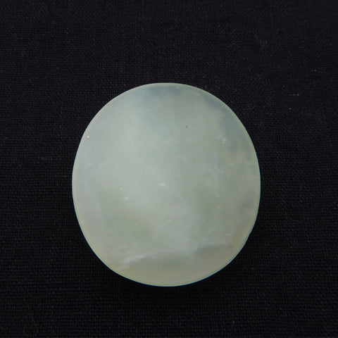 Cabochon rond en pierre naturelle de jade néphrite sculpté à la main, 51 x 44 x 10 mm, 32,4 g