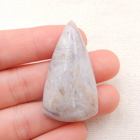 Cabochon à dos plat en agate de bambou triangle naturel, 41x22x8 mm, 10,5 g