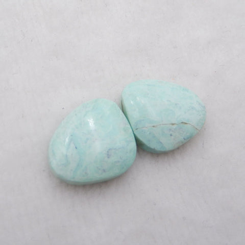 Paire de cabochons de pierres précieuses de turquoise naturelle 17x15x4mm, 3.3g