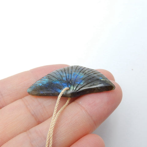 Natural Labradorite carved leaf Pendant Bead, 37x22x5mm, 5.3g - MyGemGarden