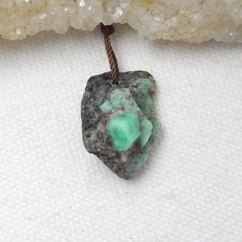 Nugget Emerald Green Drilled Gemstone Pendant Bead, 21x15x11mm, 3.5g - MyGemGarden