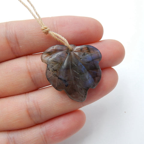 Natural Labradorite carved leaf Pendant Bead, 25x25x5mm, 5.0g - MyGemGarden